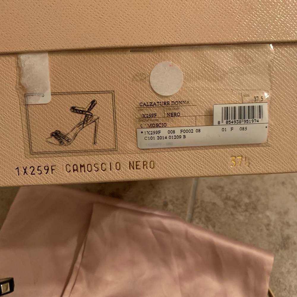 Prada heels - Picture 7 of 10